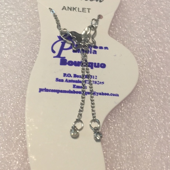 Butterfly Ankle Bracelet - Picture 3 of 5